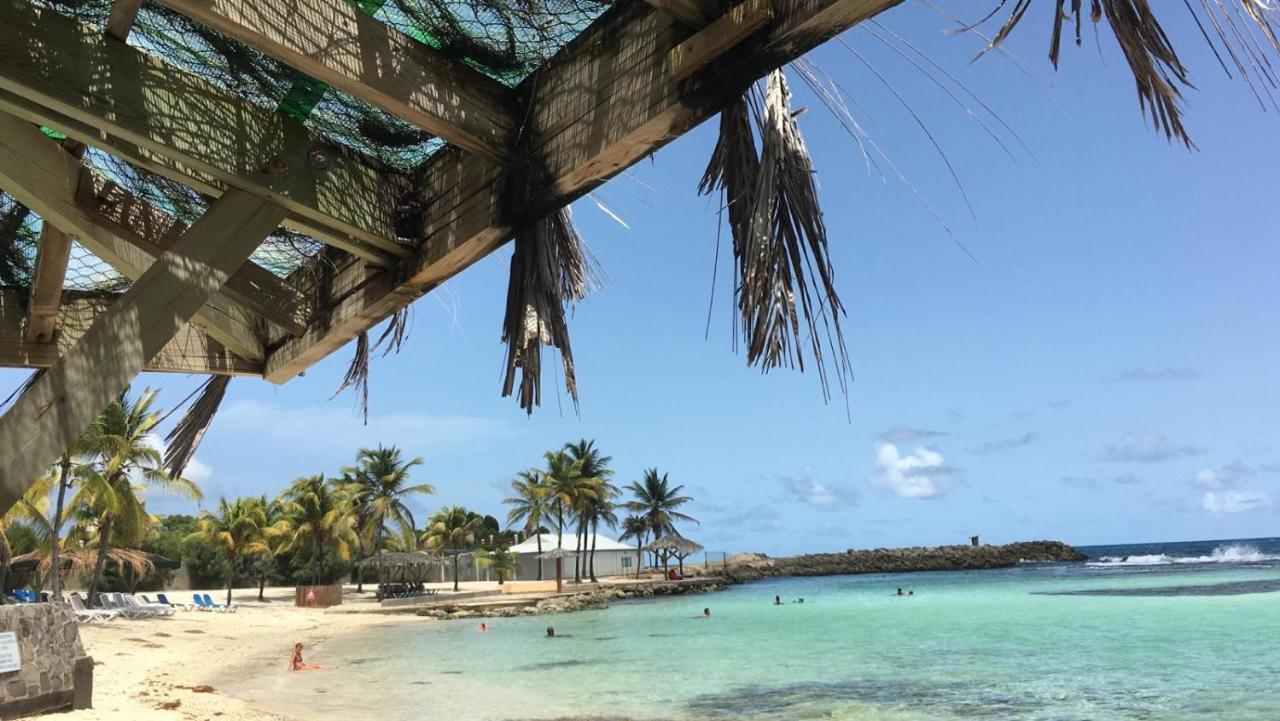 Studio Vue Mer Piscine Plage Kaz Punch Manganao Chez Julie Saint-Francois  Exterior foto